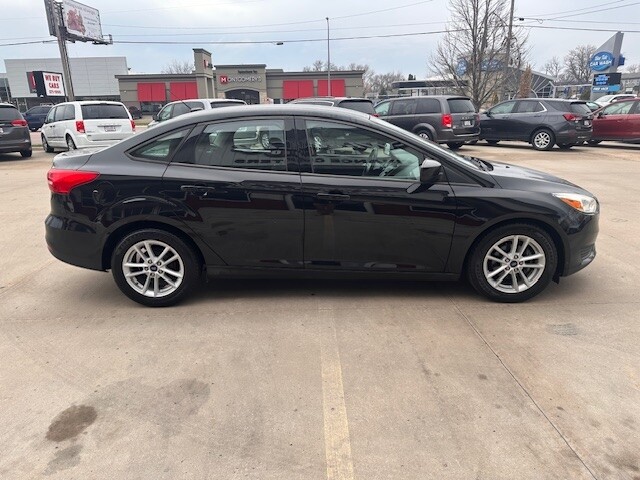 2018 Ford FOCUS SE