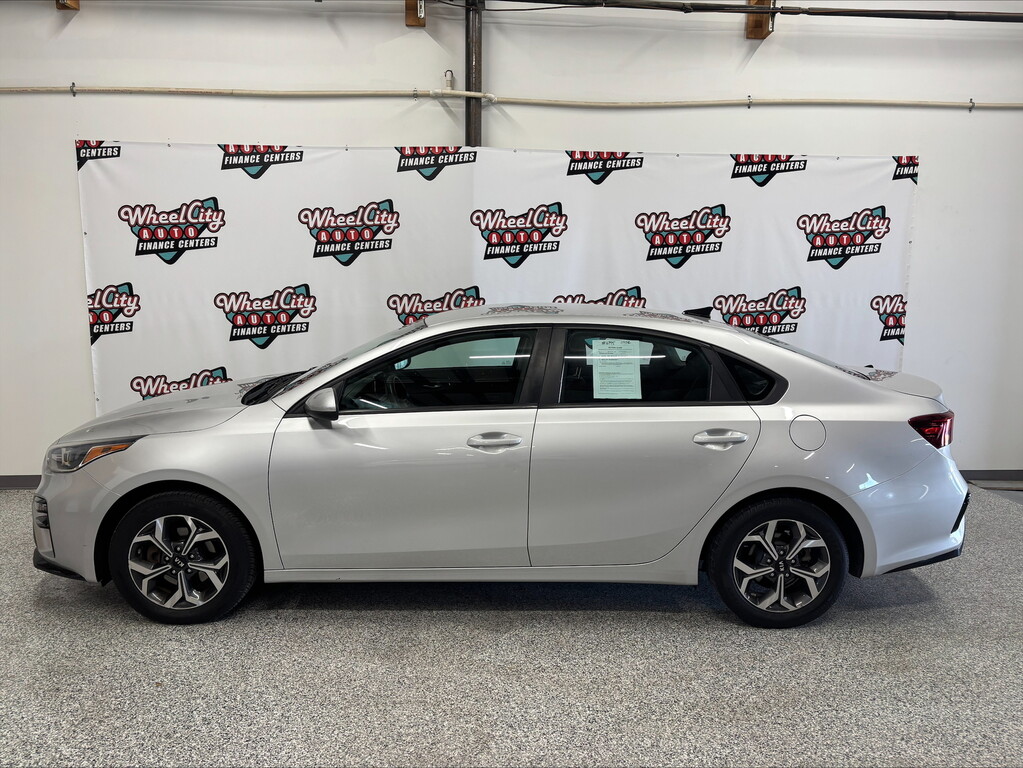 2020 Kia FORTE LXS's photo