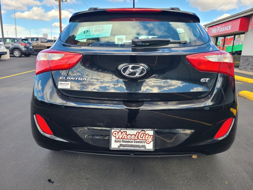 2016 Hyundai ELANTRA GT BASE