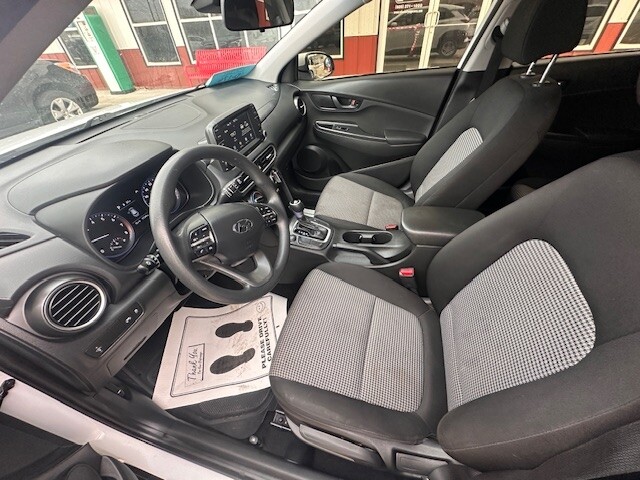 2021 Hyundai KONA SE