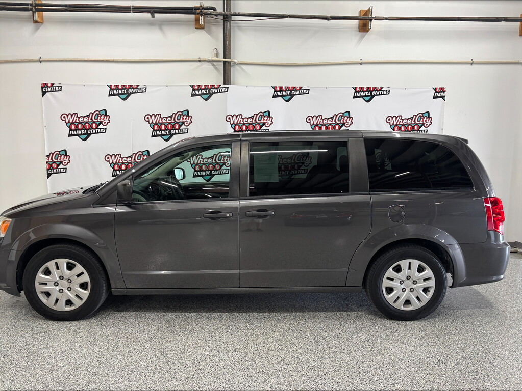 2019 Dodge Grand Caravan SE's photo