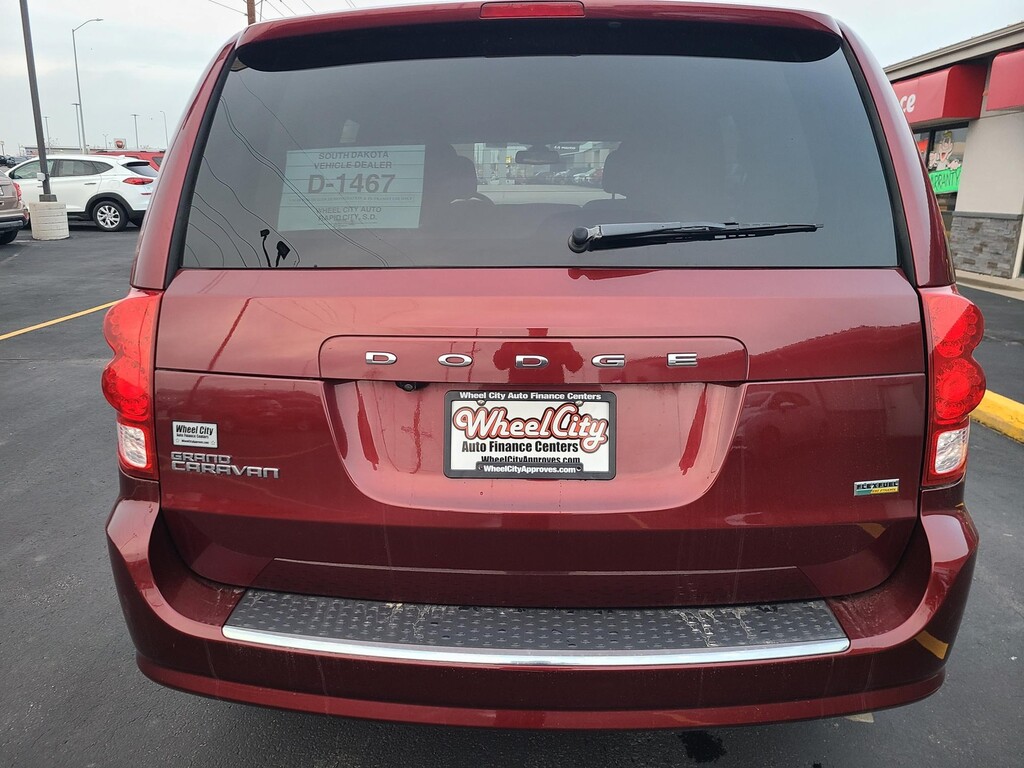 2018 Dodge GRAND CARAVAN SE