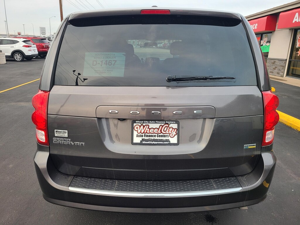 2017 Dodge GRAND CARAVAN SE