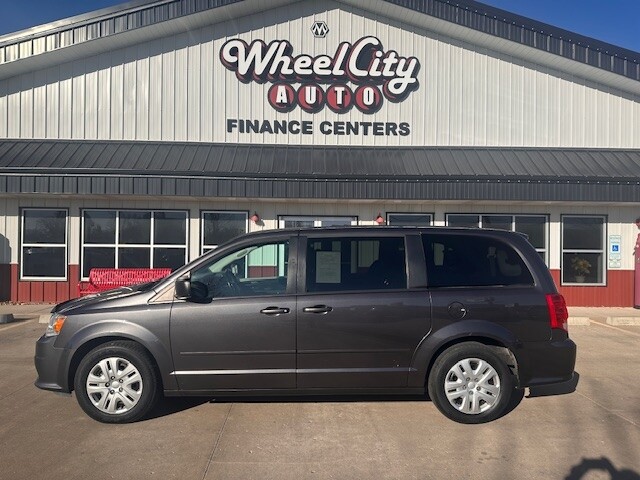 2017 Dodge Grand Caravan SE's photo