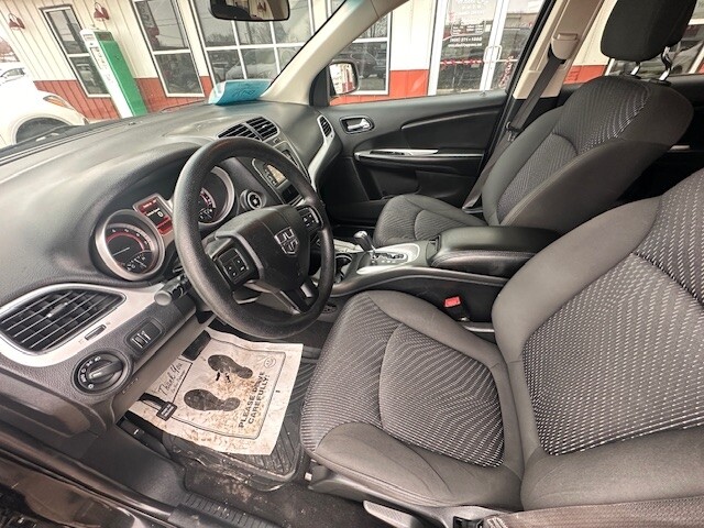 2018 Dodge JOURNEY SE