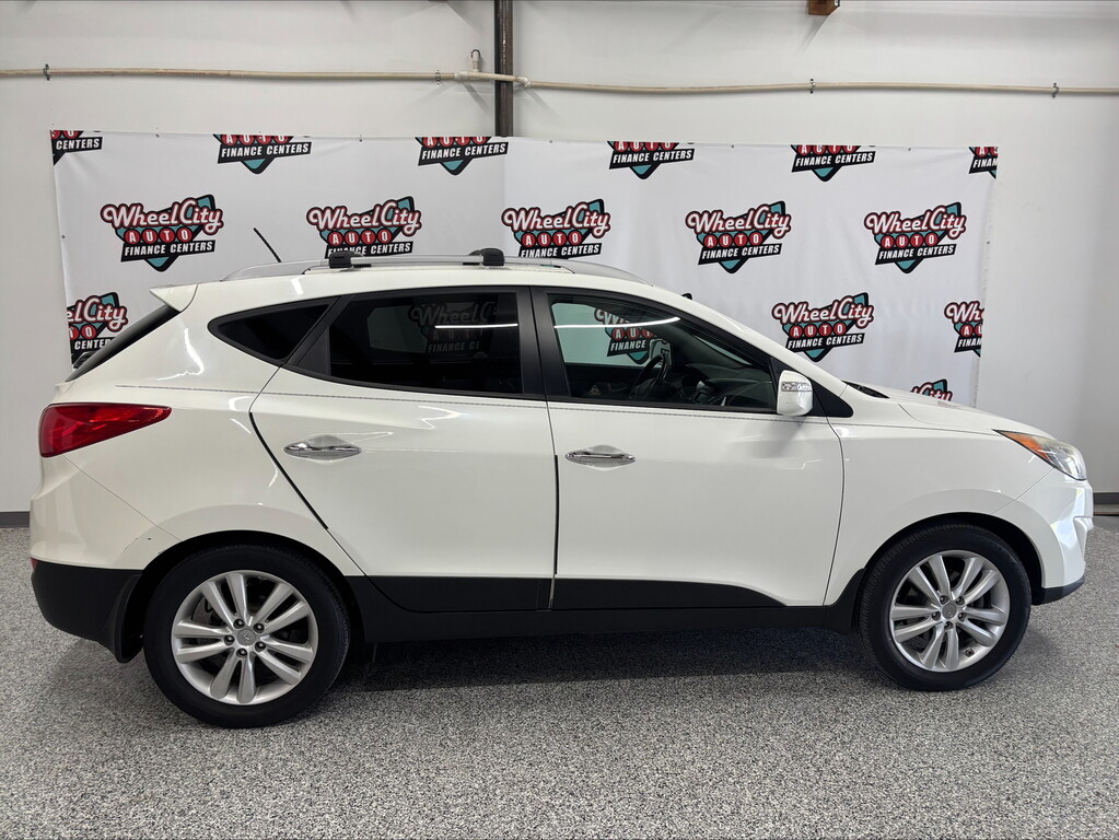 2012 Hyundai TUCSON GLS; LIMITED