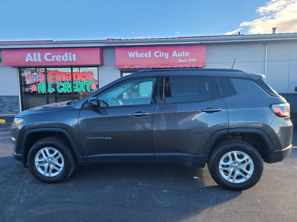 2018 Jeep Compass Sport's photo