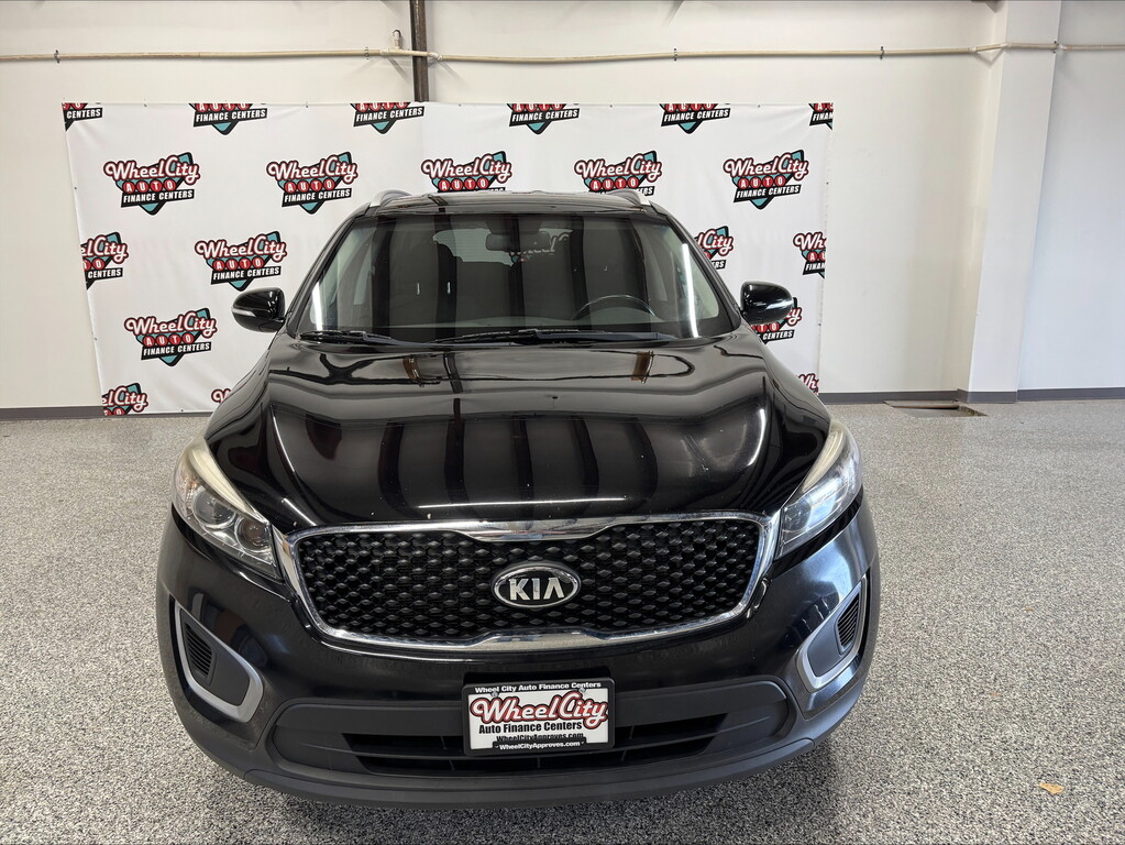 2018 KIA SORENTO LX; L