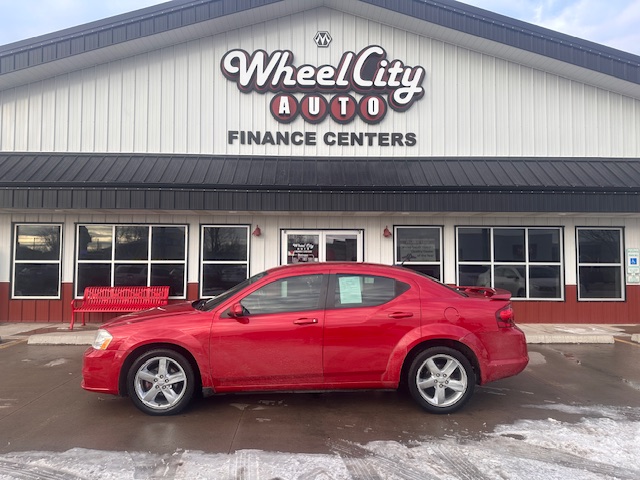 2013 Dodge Avenger SXT's photo