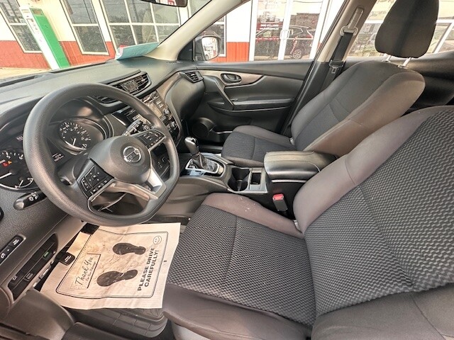 2018 Nissan ROGUE SPORT S; SL