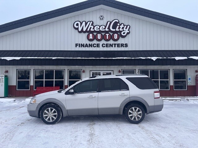 2008 Ford Taurus X SEL's photo