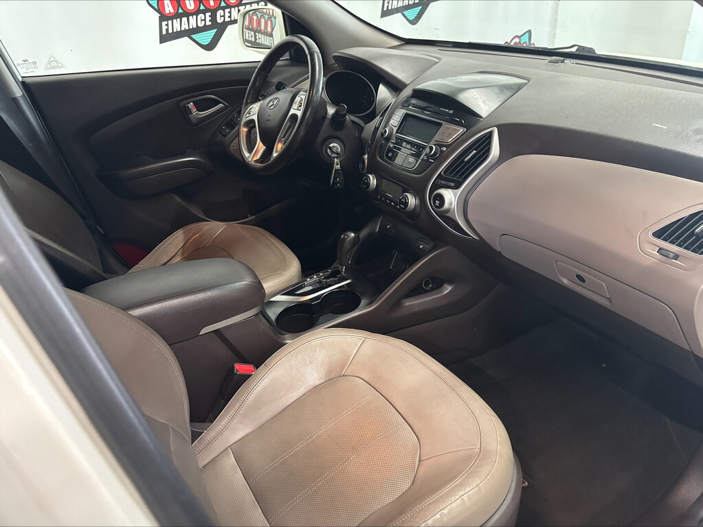 2012 Hyundai TUCSON GLS; LIMITED