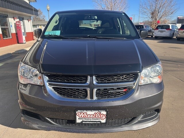 2017 Dodge GRAND CARAVAN SE