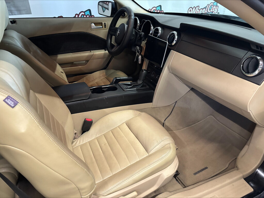 2009 Ford MUSTANG BASE