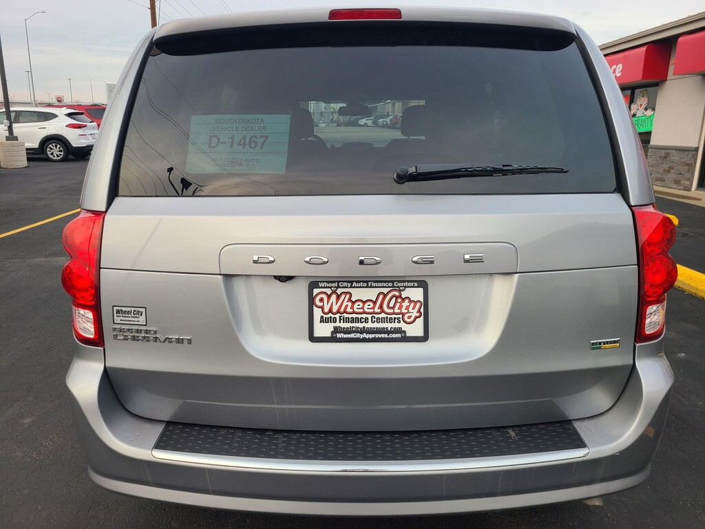 2018 Dodge GRAND CARAVAN SE