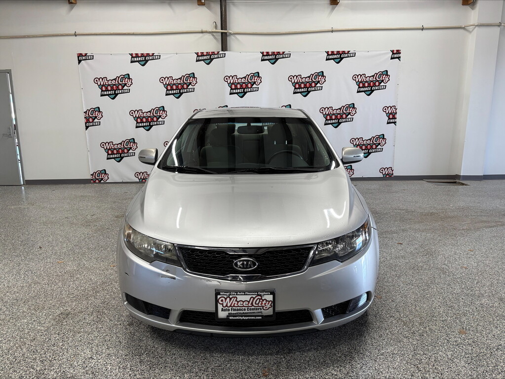 2013 KIA FORTE EX; LX