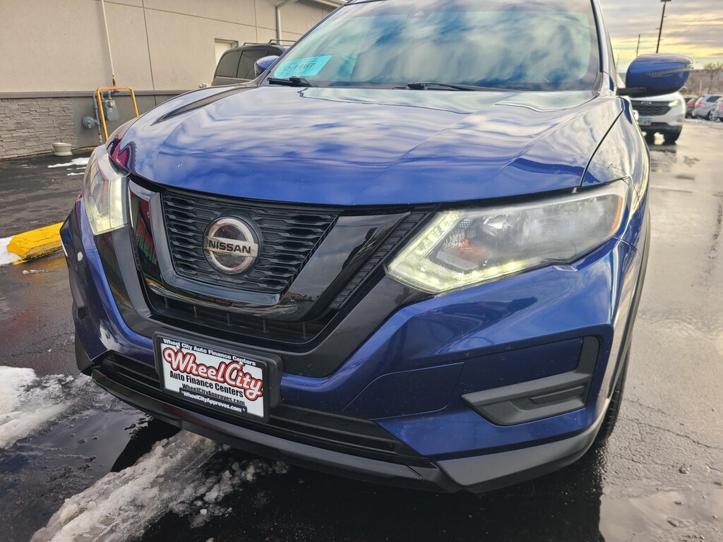 2020 Nissan ROGUE S; SL; SV