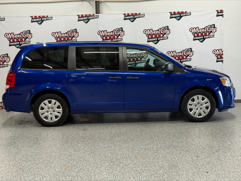 2019 Dodge GRAND CARAVAN SE
