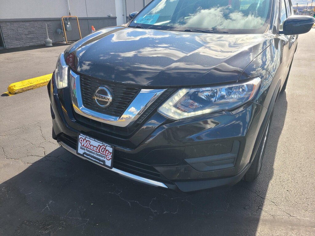 2019 Nissan ROGUE S; SL; SV