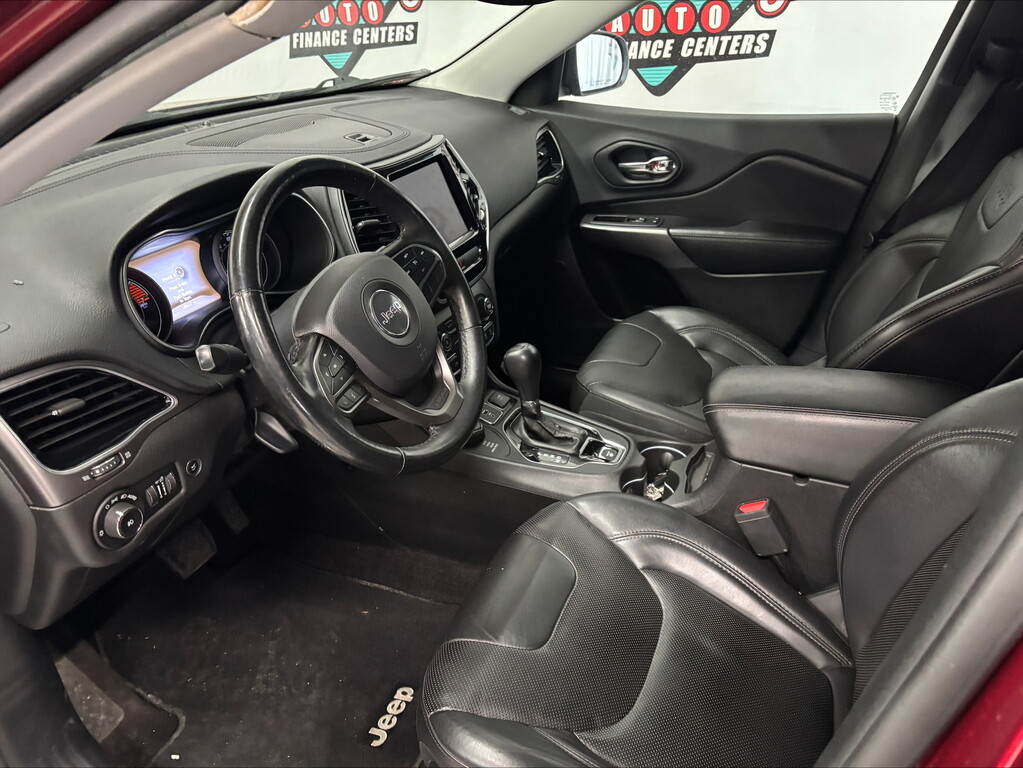 2019 Jeep CHEROKEE LIMITED