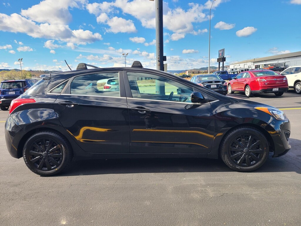 2016 Hyundai ELANTRA GT BASE