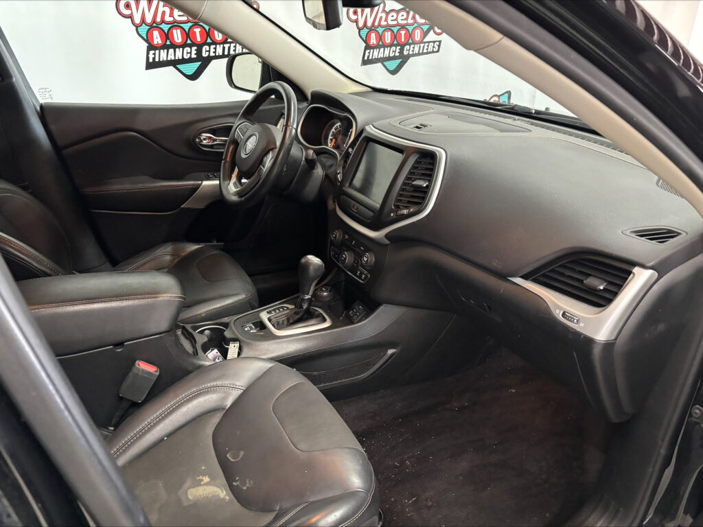 2018 Jeep CHEROKEE LATITUDE PL