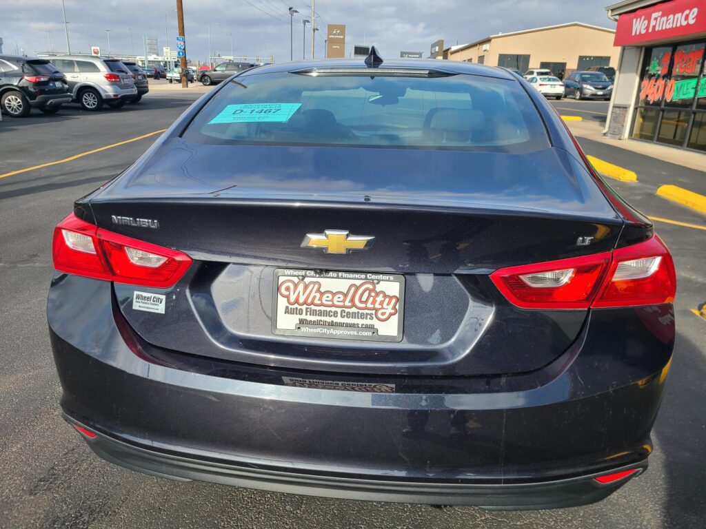 2023 Chevrolet MALIBU LT (1LT)