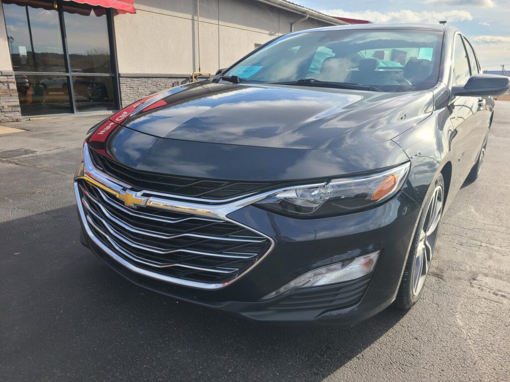 2023 Chevrolet MALIBU LT (1LT)