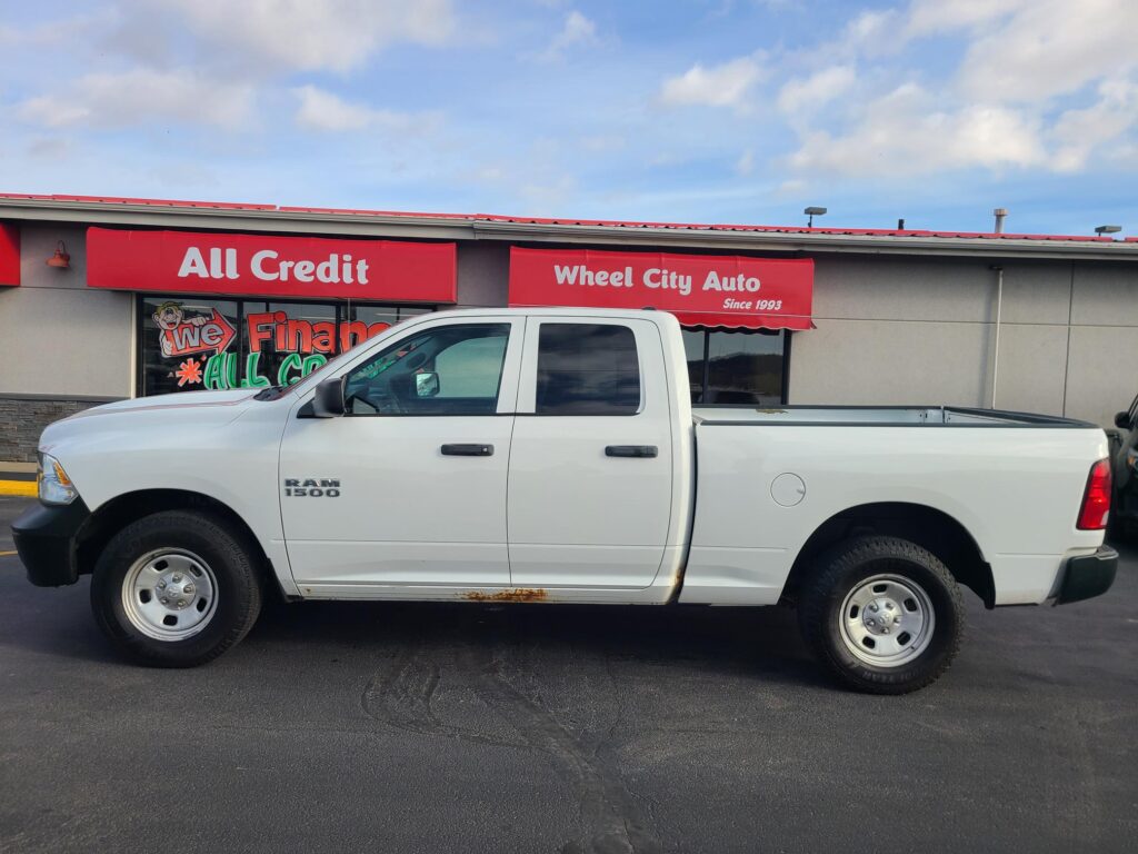 2016 RAM 1500 EXPRESS; TRADES