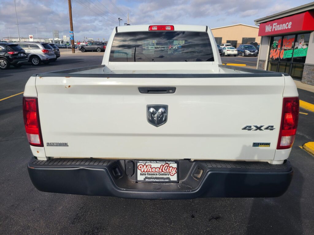 2016 RAM 1500 EXPRESS; TRADES