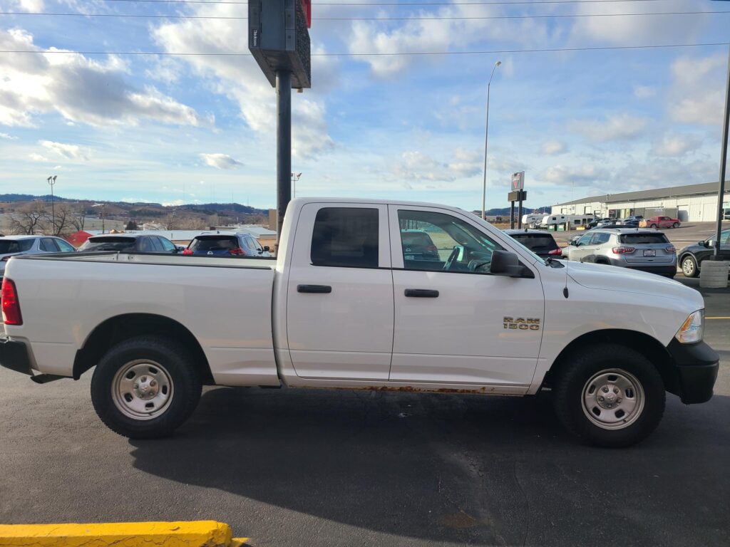 2016 RAM 1500 EXPRESS; TRADES