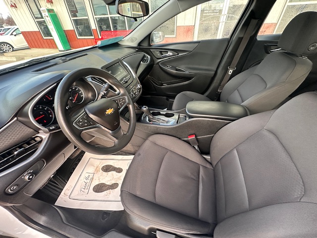 2018 Chevrolet MALIBU LS (1LS)