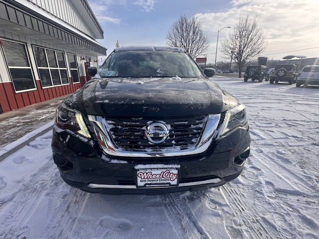 2018 Nissan PATHFINDER S; SL; PL