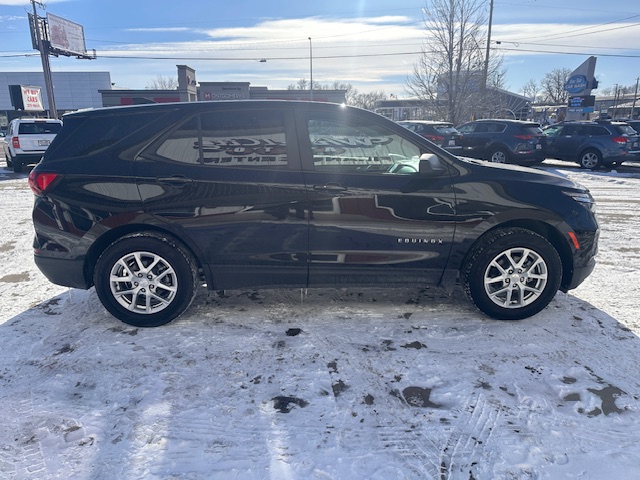 2023 Chevrolet EQUINOX BASE (1FL)