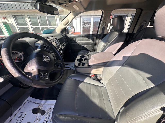 2016 RAM 1500 EXPRESS; TRADES