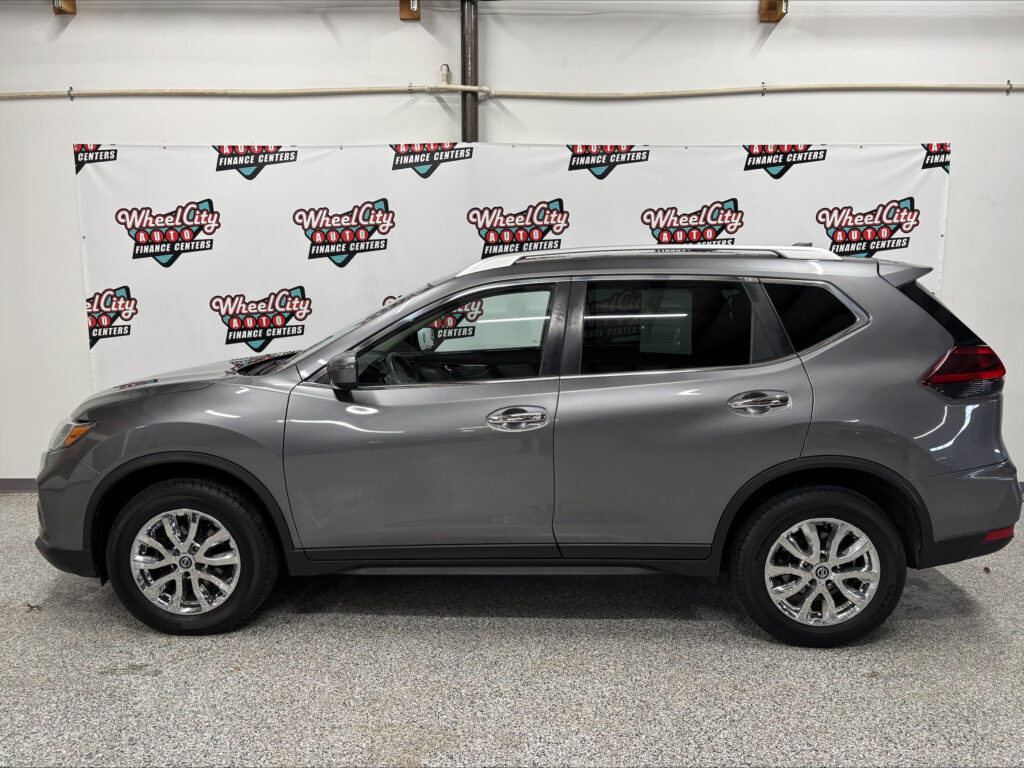 2020 Nissan ROGUE S; SL; SV