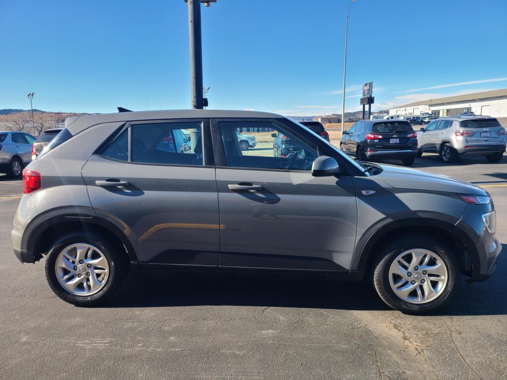 2021 Hyundai VENUE SE