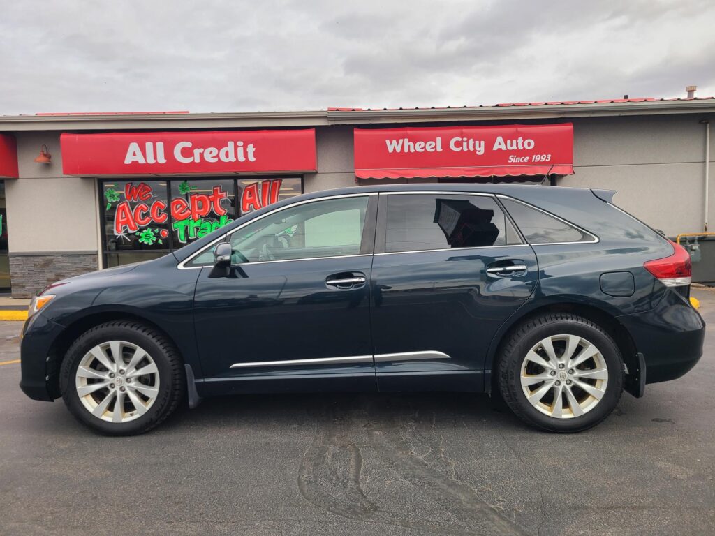 2013 Toyota VENZA BASE