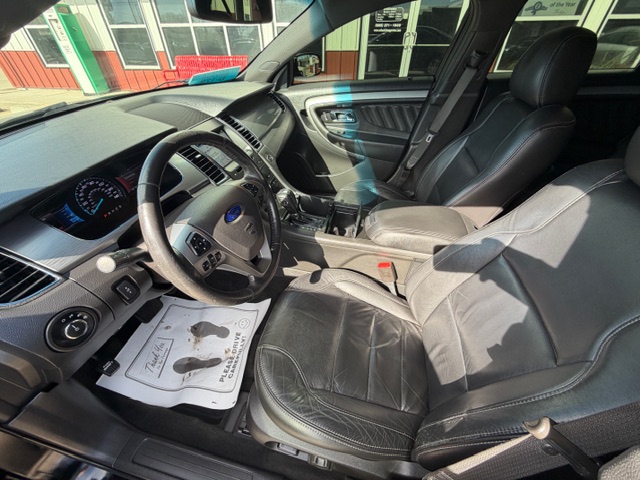 2016 Ford TAURUS SEL