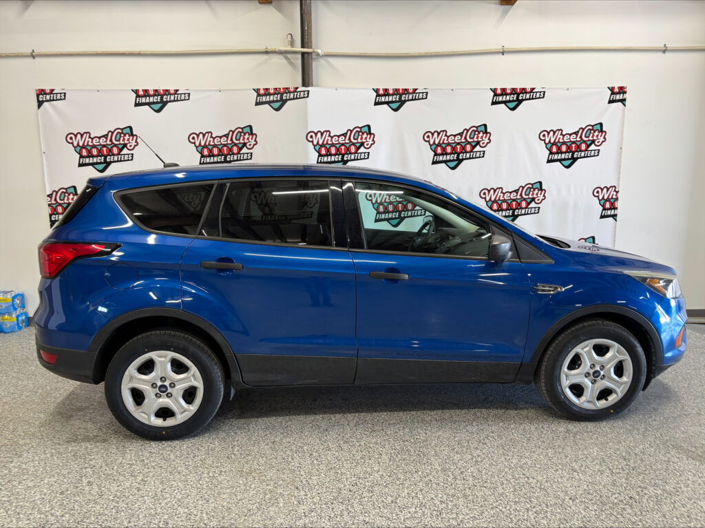 2019 Ford ESCAPE S