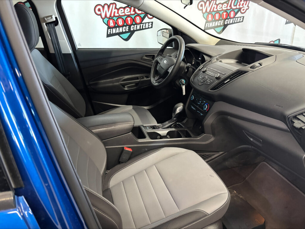 2019 Ford ESCAPE S