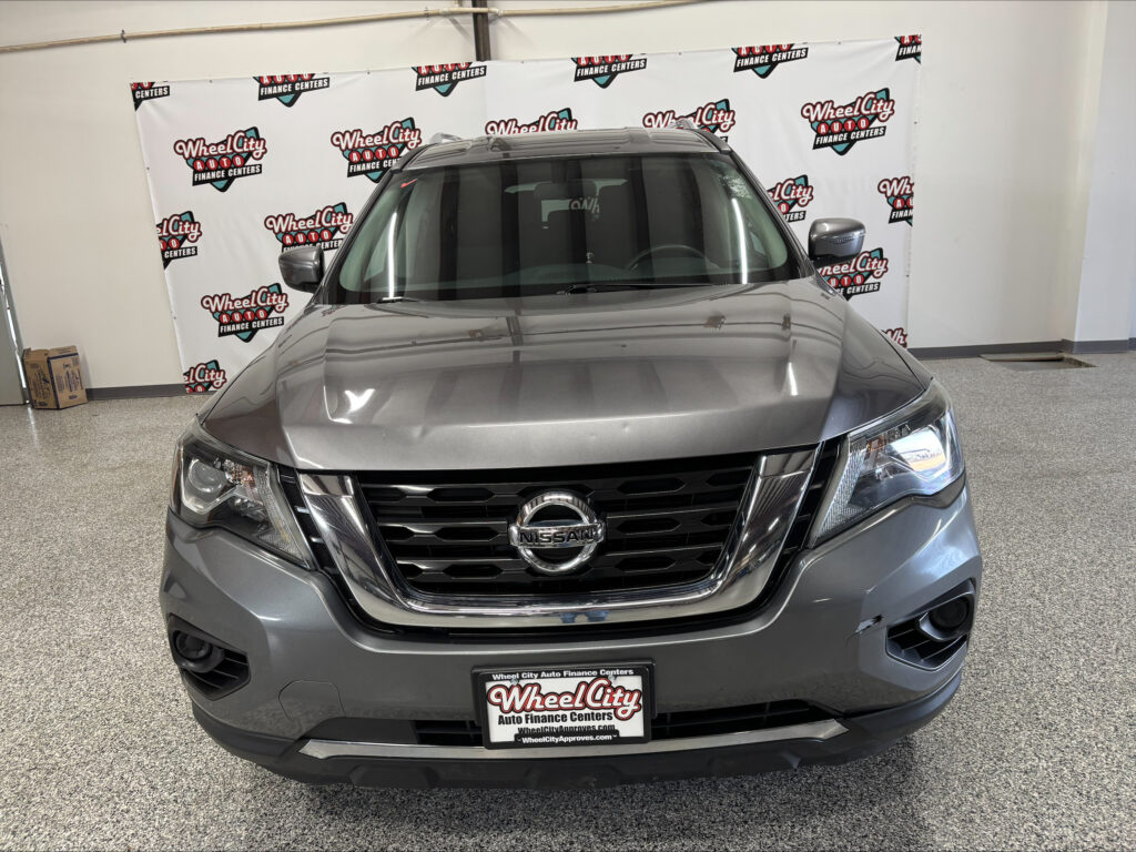 2017 Nissan PATHFINDER S; SL; PL