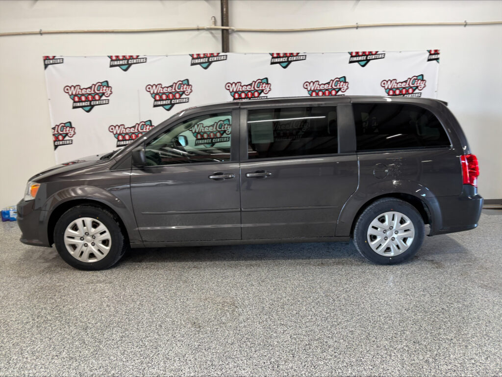 2017 Dodge GRAND CARAVAN SE