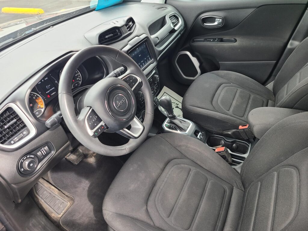 2018 Jeep RENEGADE LATITUDE