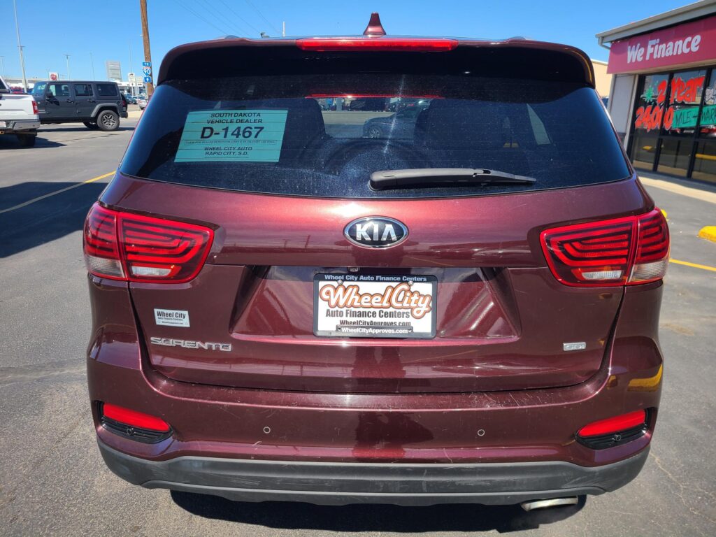 2019 KIA SORENTO LX; L