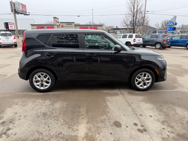 2022 KIA SOUL LX; S; X-LINE