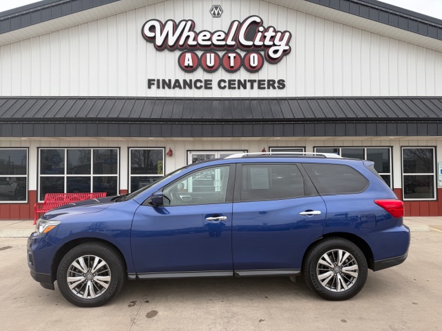 2020 Nissan PATHFINDER SV