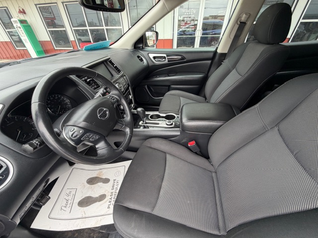 2020 Nissan PATHFINDER SV