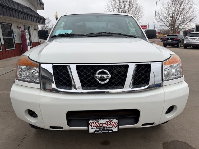 2009 Nissan TITAN SE; LE; XE; PR