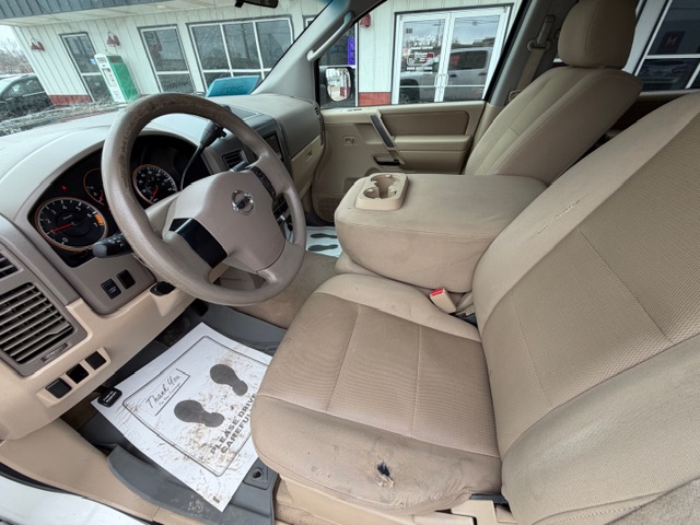 2009 Nissan TITAN SE; LE; XE; PR